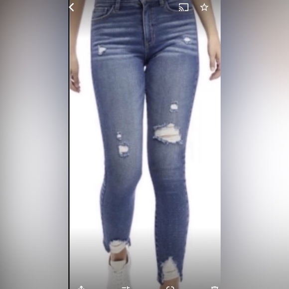 Celebrity Pink, Hi-Rise The Spice, Med Wash Distressed Skinny Jeans W/Raw Hem - Picture 15 of 15